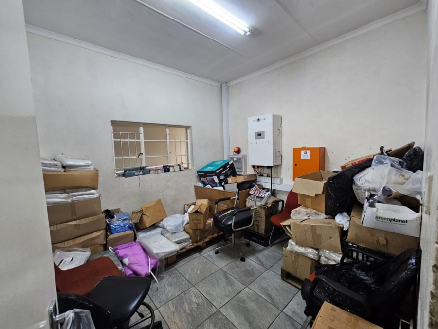 Commercial Property for Sale in Oos Einde North West